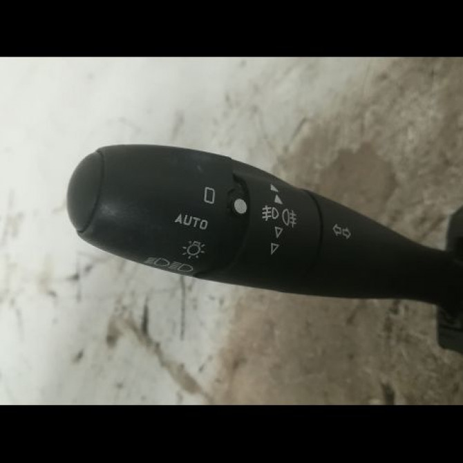 Bloc commodos occasion PEUGEOT 207 Phase 1 04-2006->06-2013 1.6 HDI 16v 90ch 2