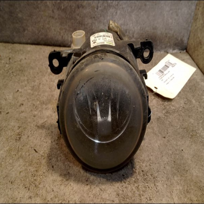 Phare antibrouillard avant droit occasion PEUGEOT 307 Phase 2 06-2005->03-2008 1.6 HDI 16v 110ch 1