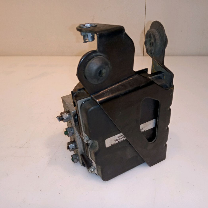 Unité hydraulique ABS occasion RENAULT SCENIC II Phase 2 09-2006->04-2009 1.9 DCI 130ch 7701069217 1