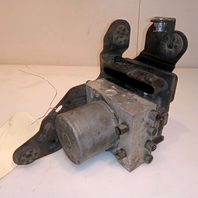 Unité hydraulique ABS occasion RENAULT SCENIC II Phase 2 09-2006->04-2009 1.9 DCI 130ch 7701069217 2