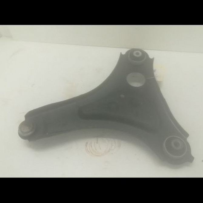 Triangle inf avg occasion RENAULT TWINGO III Phase 1 06-2014->... 1.0 SCE 12v 70ch 545057345R 2