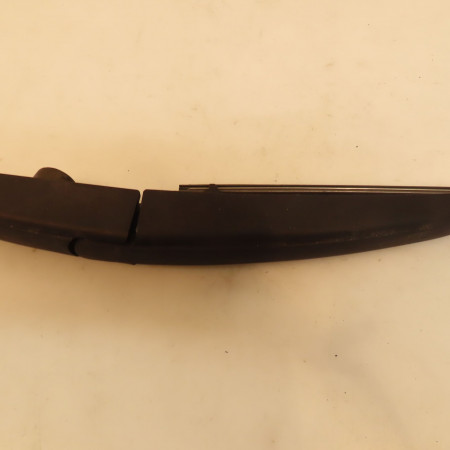 <span class="tt">Bras essuie-glace arrière occasion  </span><span class="designation"> </span>