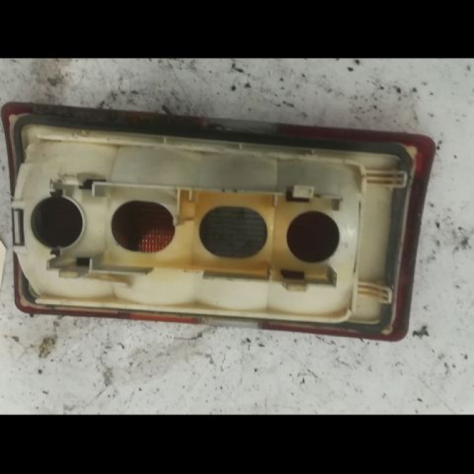 Feu arrière gauche occasion RENAULT TRAFIC I Phase 1 03-1983->05-1989 2