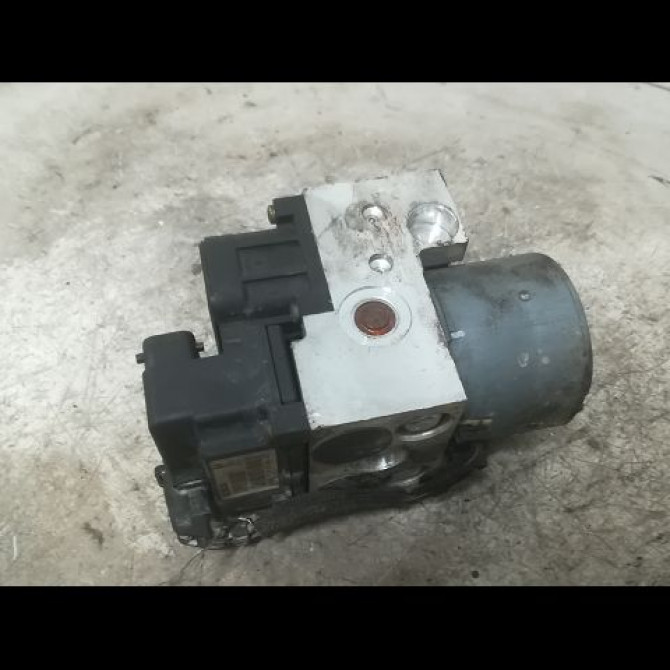 Unité hydraulique ABS occasion RENAULT MEGANE I Phase 1 11-1995->03-1999 1.6i 7701204887 2