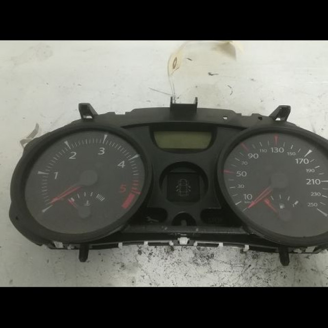 Compteur occasion RENAULT MEGANE II Phase 2 01-2006->06-2009 1.5 DCI 85ch 8200720313 1