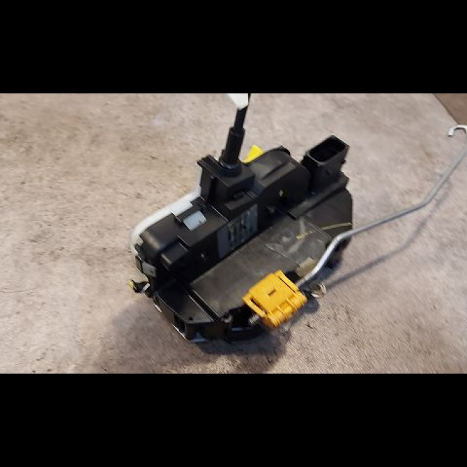 Serrure porte avg occasion CHEVROLET AVEO II AVEO II Phase 1 2011-06-01->2015-06-30 13579522 3