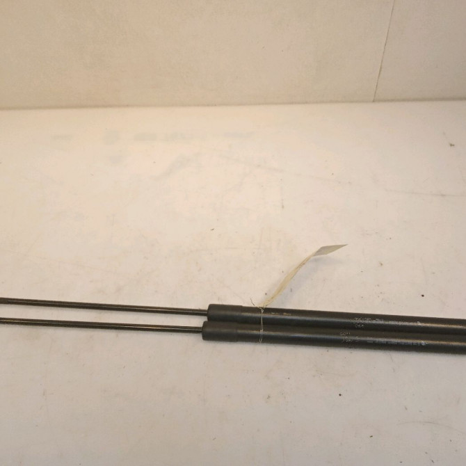 Verin d capot occasion CITROEN C6 Phase 1 12-2005->03-2013 2.2 HDI 170ch 1