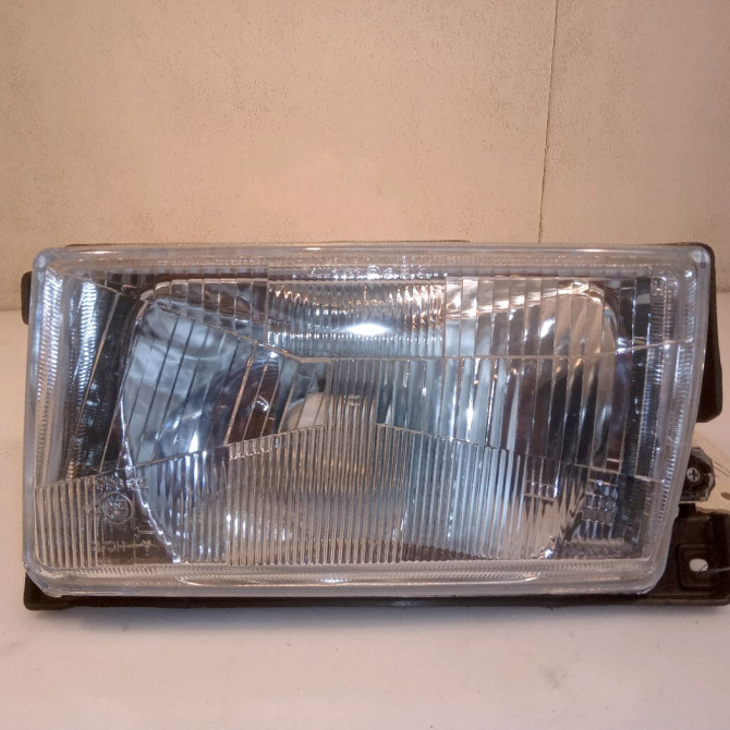 Phare gauche occasion VOLKSWAGEN POLO III Phase 1 10-1994->11-1999 1.9 D 6N1941015A 1