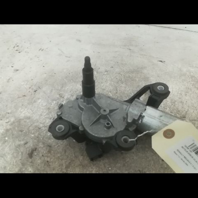 Moteur essuie-glace arrière occasion RENAULT MEGANE II Phase 1 09-2003->12-2005 1.5 DCI 100ch 8200080900 1