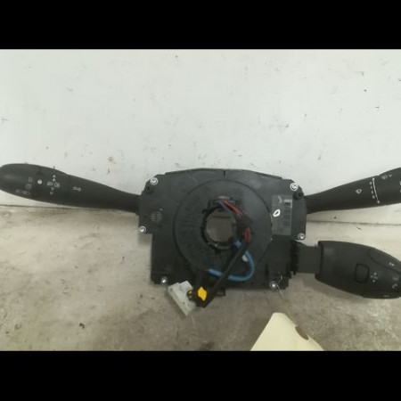 Bloc commodos occasion PEUGEOT 207 Phase 1 04-2006->06-2013 1.4 HDI 70ch 6242YP