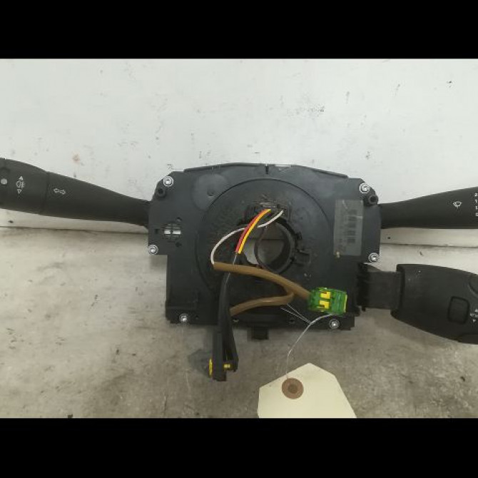 Bloc commodos occasion PEUGEOT 207 Phase 1 04-2006->06-2013 1.4 HDI 6242P3 1