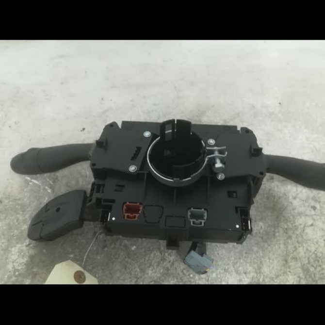 Bloc commodos occasion PEUGEOT 207 Phase 1 04-2006->06-2013 1.4 HDI 6242P3 4