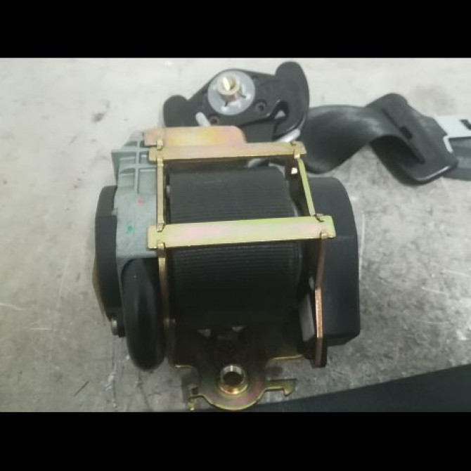 Ceinture avant droite occasion PEUGEOT 307 Phase 2 06-2005->03-2008 1.6 HDI 16v 110ch 8974TQ 2