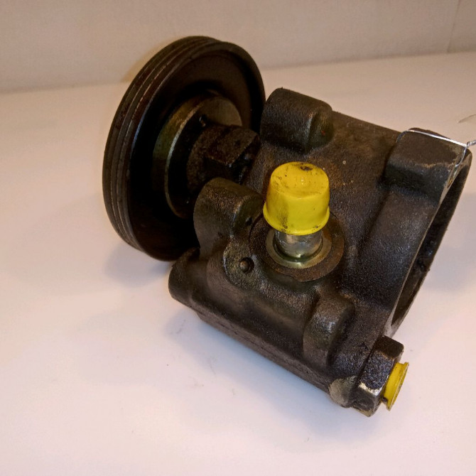 Pompe direction assistee occasion RENAULT SCENIC I Phase 1 09-1996->08-1999 3