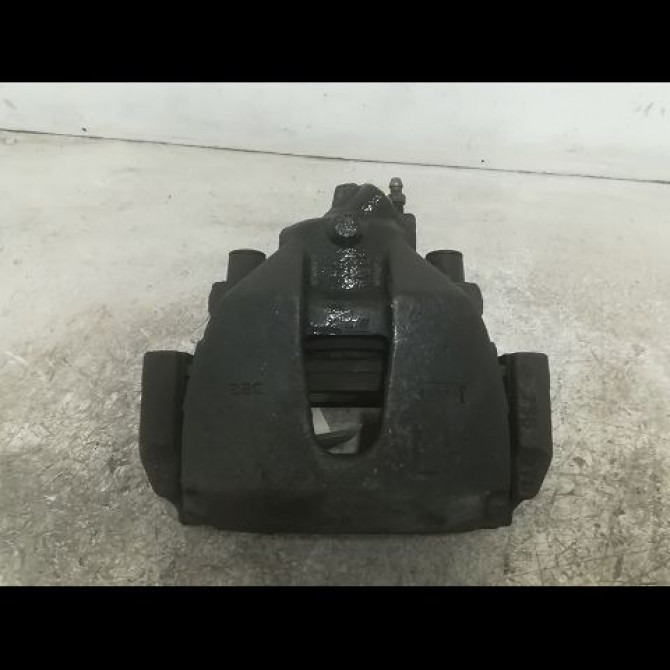 Etrier de frein avant gauche occasion FORD FOCUS II Phase 2 01-2008->12-2010 1.6 TDCI 90ch 1682876 1