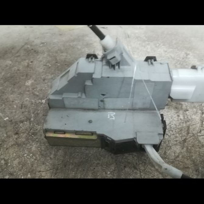 Serrure porte avd occasion PEUGEOT 407 Phase 1 04-2004->07-2008 2.0 HDI 136ch 9136FF 3