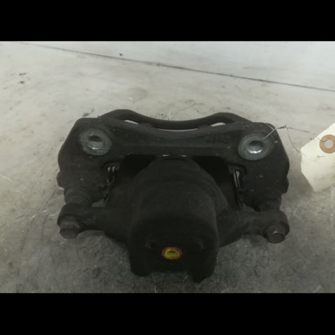 Etrier de frein avant droit occasion HYUNDAI I 30 I Phase 1 03-2008->12-2010 581901HA00 2