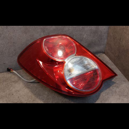 Feu arrière gauche occasion CHEVROLET AVEO II AVEO II Phase 1 2011-06-01->2015-06-30 96830975