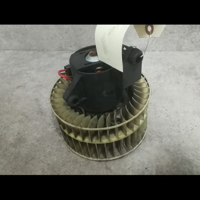Ventilateur de chauffage occasion MERCEDES CLASSE A I Phase 1 01-1998->03-2001 A 170 CDI 1688200542 1
