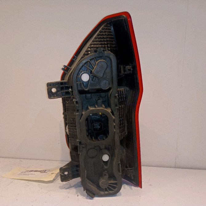 Feu arrière gauche occasion FORD 146 Phase 1 04-1995->04-1999 1.5 TDCI 75ch 2069626 2