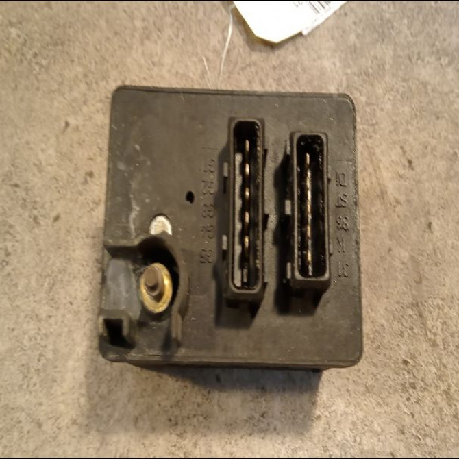 Boitier de préchauffage occasion FIAT PUNTO II Phase 1 10-1999->05-2003 1.9 D 60ch 60653990 2