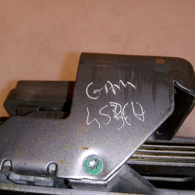 Colonne de direction non assistee occasion AUDI A4 II 3