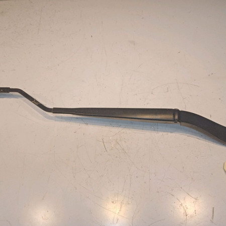 Bras essuie-glace avant gauche occasion FORD 146 Phase 1 04-1995->04-1999 1.5 TDCI 75ch 1882415