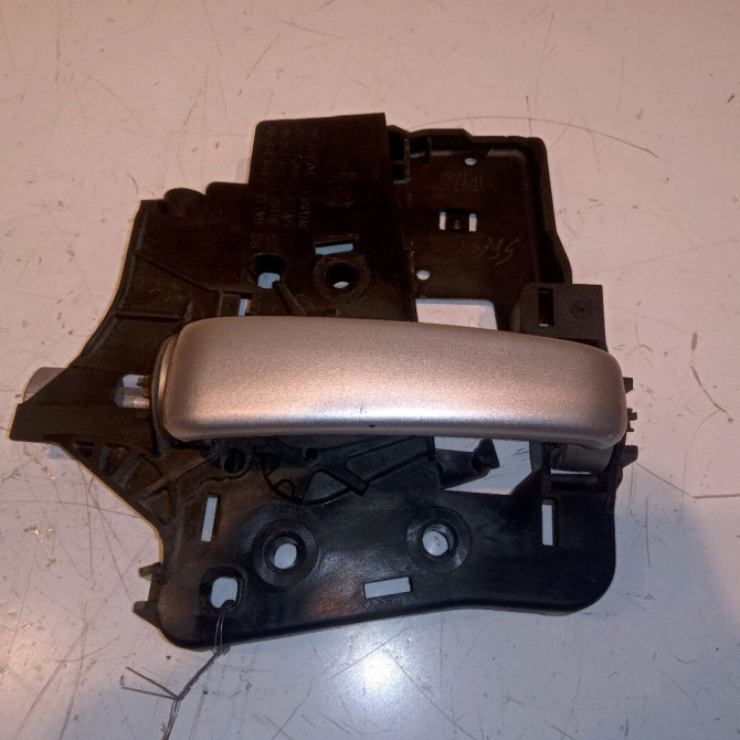 Poignee int porte arg occasion CITROEN BERLINGO II Phase 1 05-2008->01-2012 1.6 HDI 16v 90ch 9143T2 1