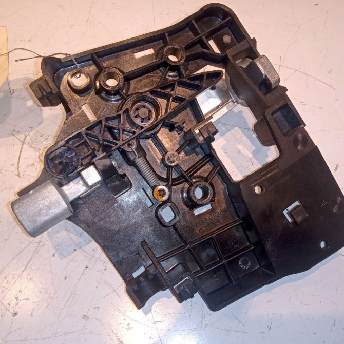 Poignee int porte arg occasion CITROEN BERLINGO II Phase 1 05-2008->01-2012 1.6 HDI 16v 90ch 9143T2 2