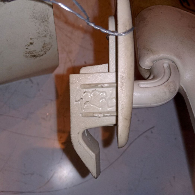 Pare-soleil droit occasion FIAT 500 II 500 II Phase 1 2007-07-01->2016-03-31 1.2i 69ch 735755398 3