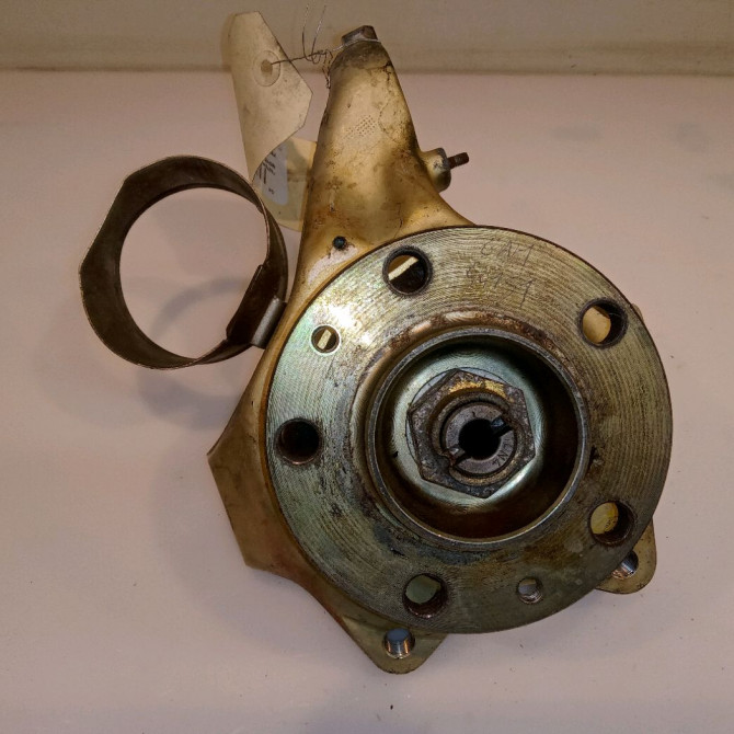 Moyeu avg occasion FERRARI 146 Phase 1 04-1995->04-1999 3.5i V8 380ch 1