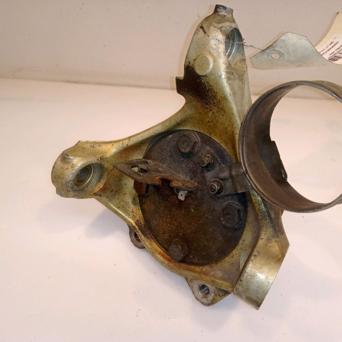 Moyeu avg occasion FERRARI 146 Phase 1 04-1995->04-1999 3.5i V8 380ch 4