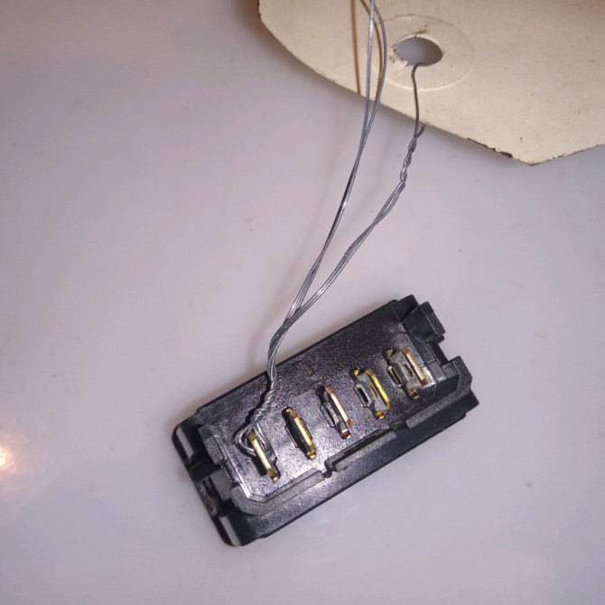 Commande lève-glace porte avant gauche occasion CITROEN SAXO Phase 2 09-1999->12-2004 1.1i 60ch 3