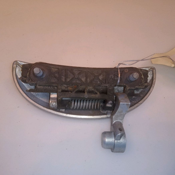 Poignee ext porte arg occasion TOYOTA AYGO I Phase 1 06-2005->11-2009 1.0 VVTI 692400H011 2