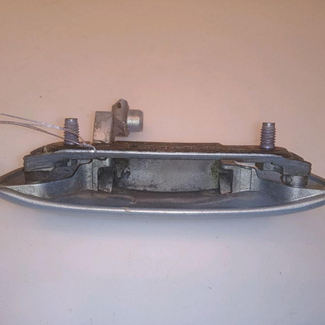 Poignee ext porte arg occasion TOYOTA AYGO I Phase 1 06-2005->11-2009 1.0 VVTI 692400H011 3