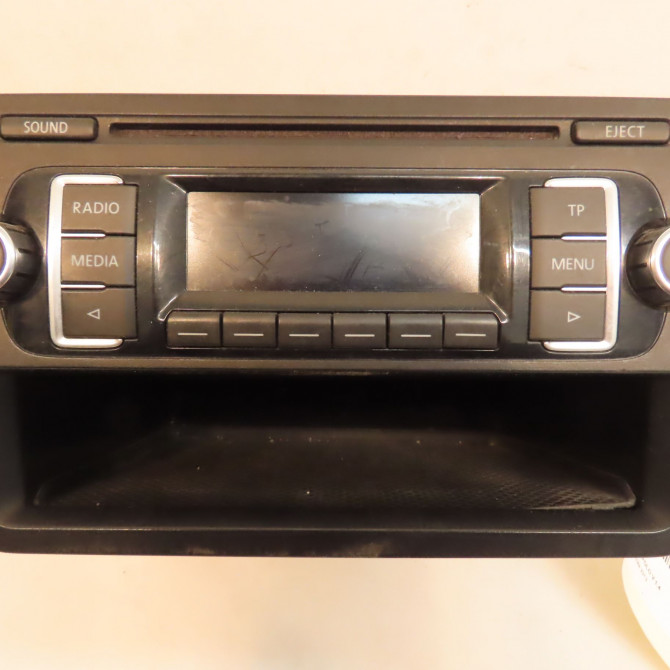 Autoradio occasion VOLKSWAGEN POLO V Phase 2 02-2014->... 1.4 TDI 90ch 5M0057156D 1