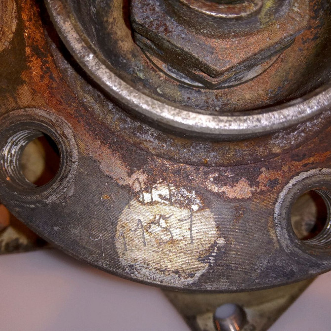 Moyeu avd occasion FERRARI 146 Phase 1 04-1995->04-1999 3.5i V8 380ch 5