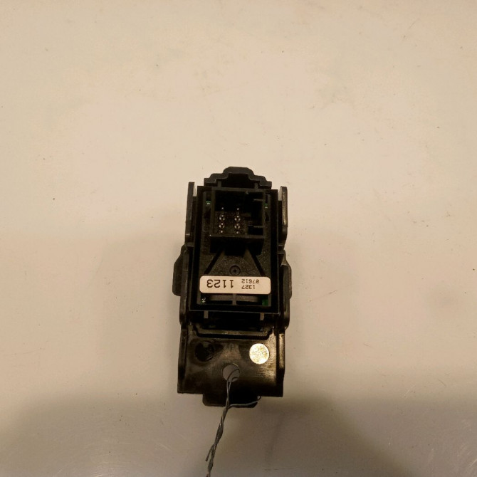 Interrupteur commande de frein a main occasion OPEL INSIGNIA Phase 1 01-2009->03-2013 2