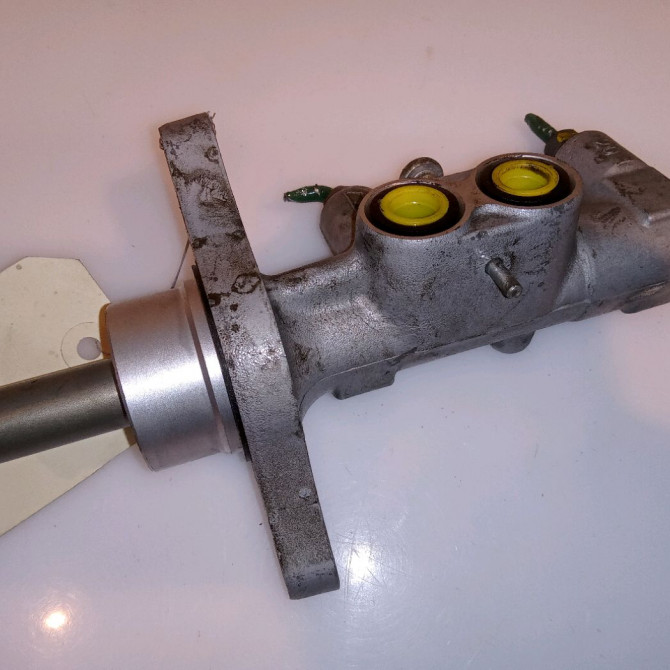 Maitre cylindre occasion DACIA SANDERO I Phase 1 06-2008->10-2012 1.4 MPI 75ch 6001551313 3