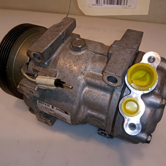 Compresseur air conditionne occasion DACIA SANDERO I Phase 1 06-2008->10-2012 1.4 MPI 75ch 926000097R 4