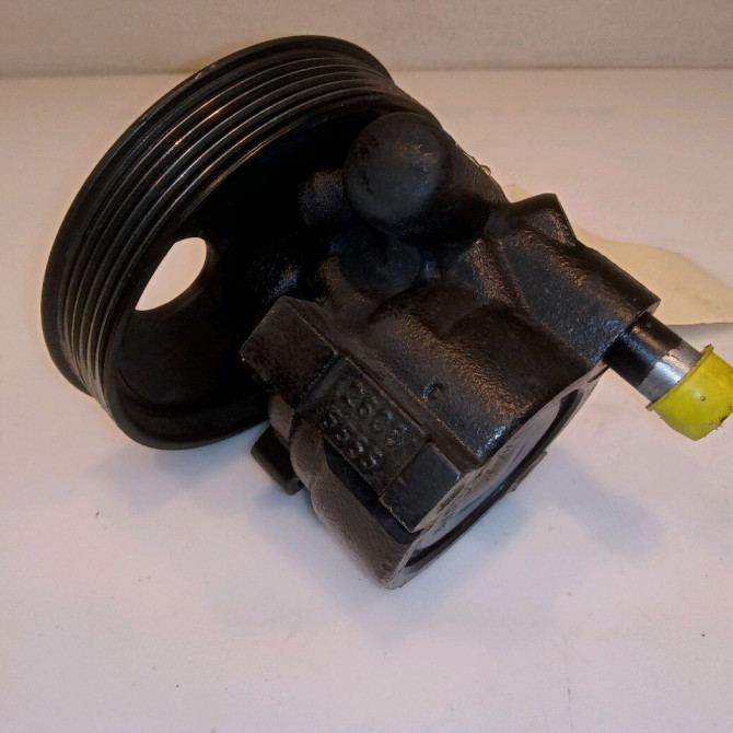 Pompe direction assistee occasion DACIA SANDERO I Phase 1 06-2008->10-2012 1.4 MPI 75ch 491108049R 2