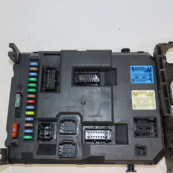 Calculateur moteur occasion PEUGEOT 207 Phase 1 SW 07-2007->03-2013 1.6 HDI 90ch 1942KW 4