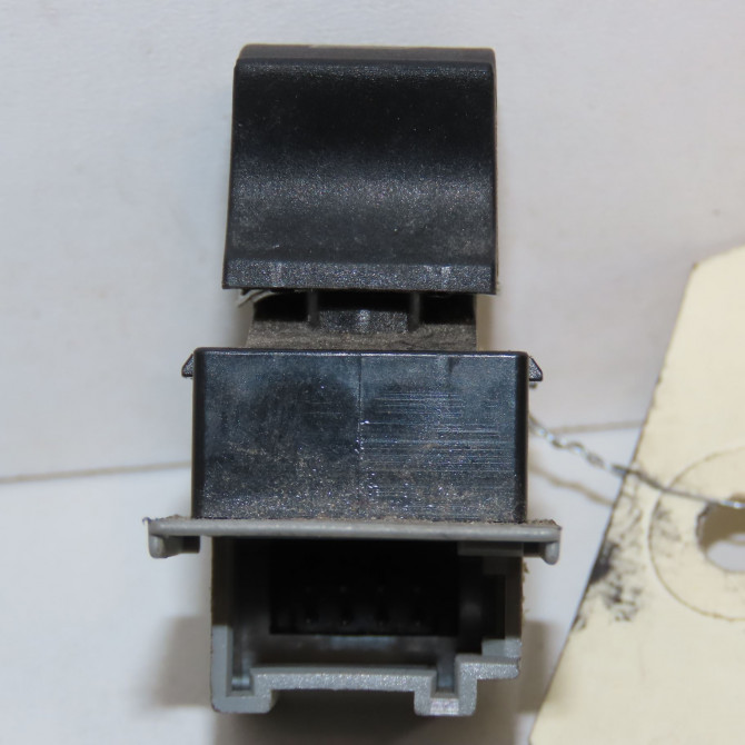 Commande leve-glace porte arrière gauche occasion AUDI A3 I Phase 2 10-2000->06-2003 1.9 TDi 130ch 2