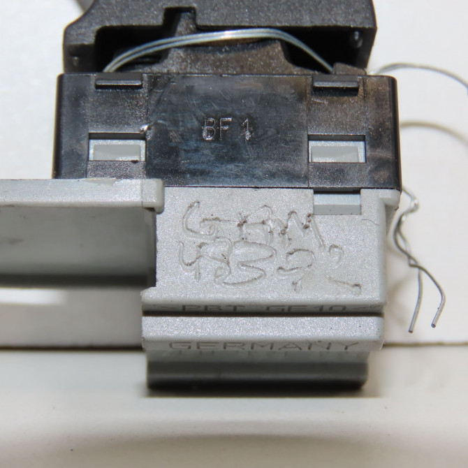 Commande leve-glace porte arrière gauche occasion AUDI A3 I Phase 2 10-2000->06-2003 1.9 TDi 130ch 3