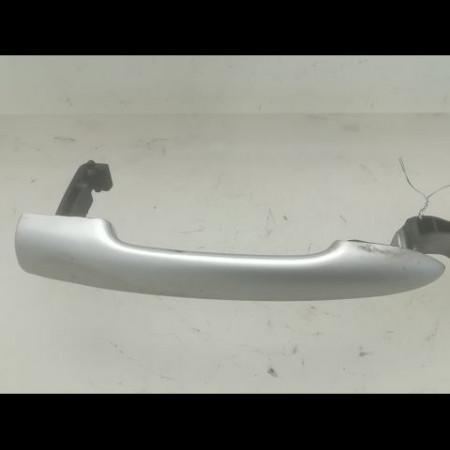 Poignee ext porte arg occasion RENAULT MEGANE III MEGANE III Phase 1 BREAK 2009-06-01->2012-01-31 1.5 DCI 90ch 806B03759R