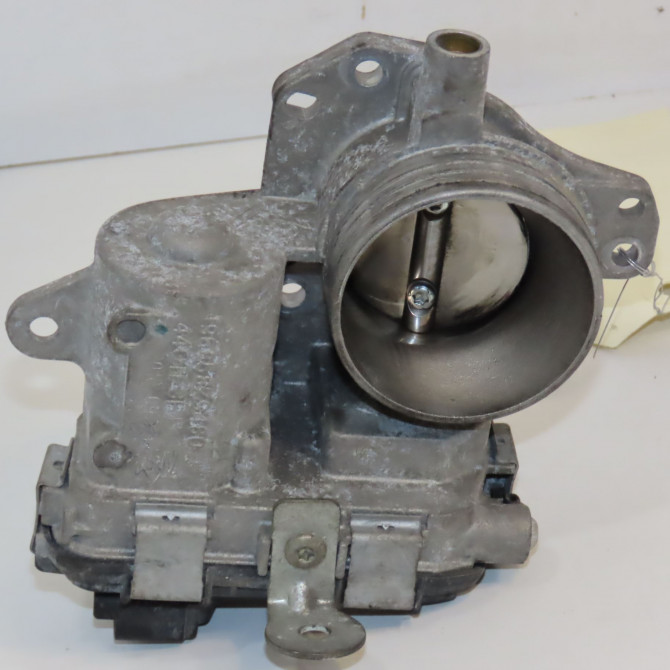 Boitier papillon occasion CITROEN C3 II Phase 1 11-2009->02-2013 1.4i 75ch 163667 1