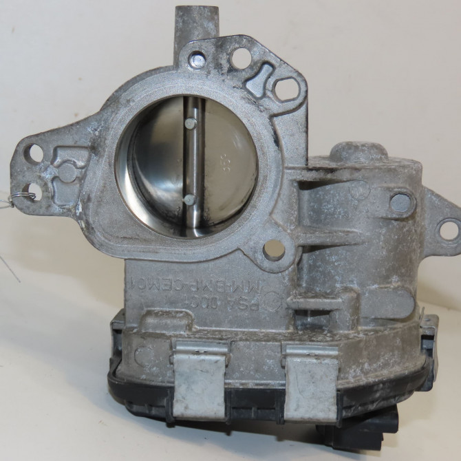 Boitier papillon occasion CITROEN C3 II Phase 1 11-2009->02-2013 1.4i 75ch 163667 2