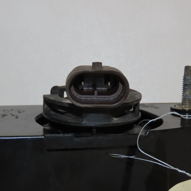 Phare antibrouillard avant droit occasion CHRYSLER PT CRUISER Phase 1 09-2000->12-2005 2.2 crd 120ch 5288796AD 3