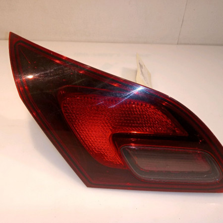Feu arrière interieur gauche occasion OPEL ASTRA IV 13360786