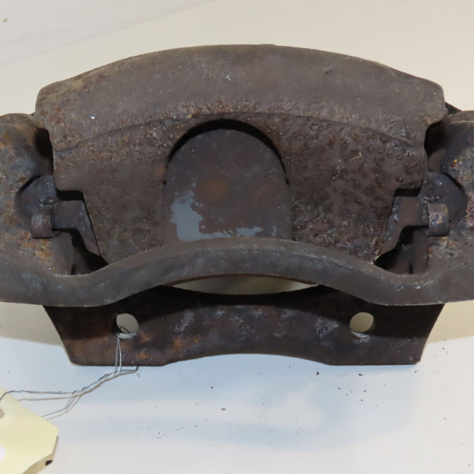 Etrier de frein avant droit occasion FORD MONDEO II Phase 1 09-2000->06-2007 2.0i 145ch 2218025 2